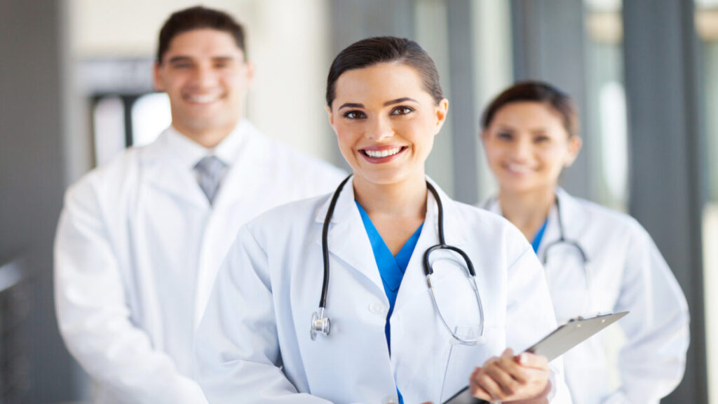 trabajadores médicos